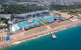 Lago Hotel  5*